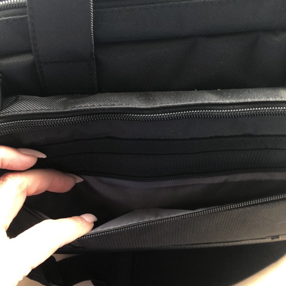 Like new computer bag - Picture 5 of 6